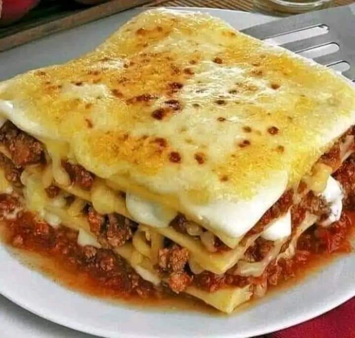 Here is a simple recipe for lasagna that you can try at home: