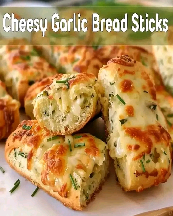 Golden Crispy Cheesy Garlic Twists